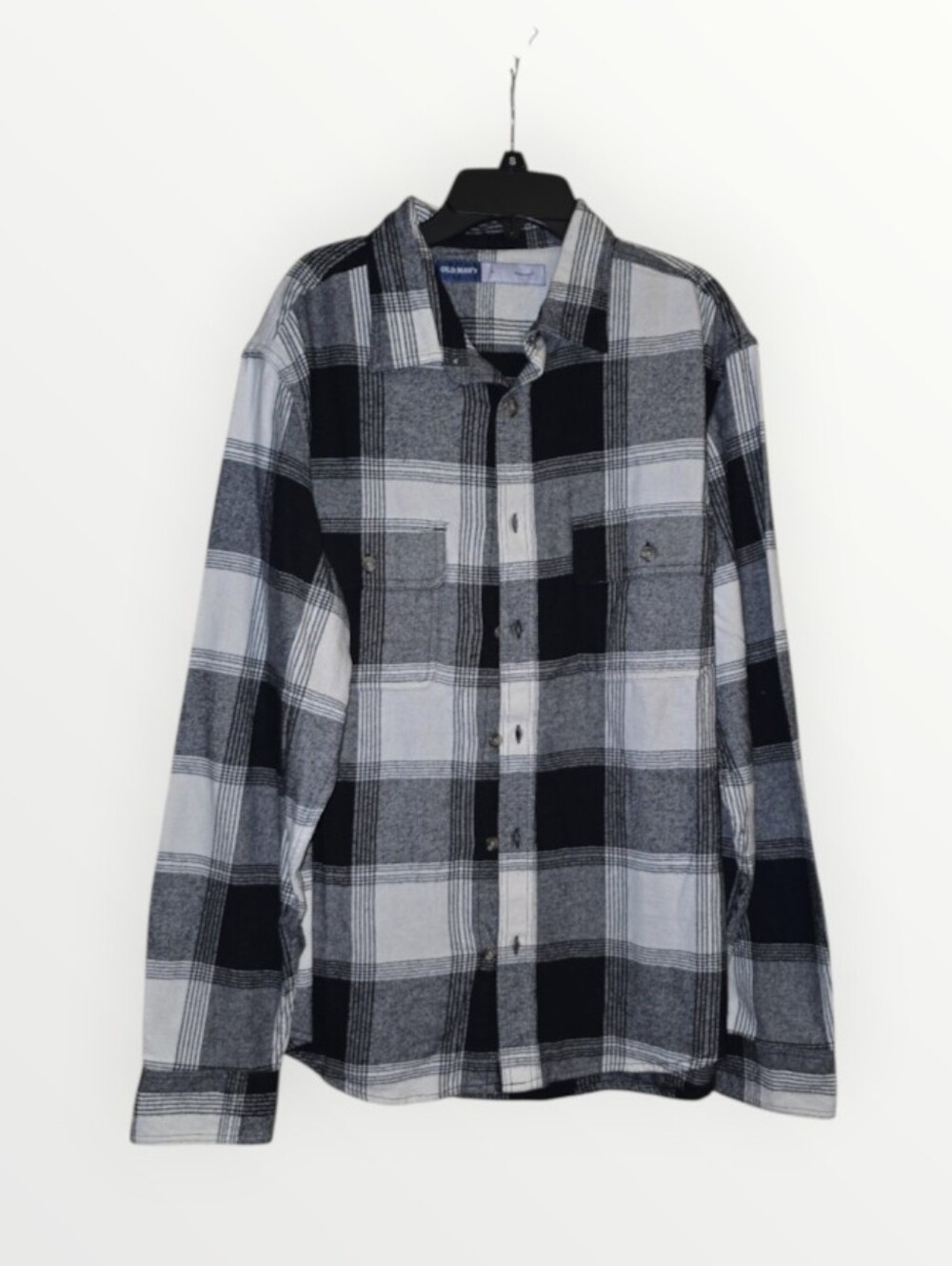 Old Navy Black and White Plaid Long-Sleeve Button-Down Shirt